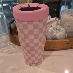 FrostBuddy Pink Checkered Travel Tumbler